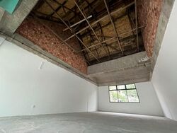 Tampines Mart (D18), Shop House #629186261